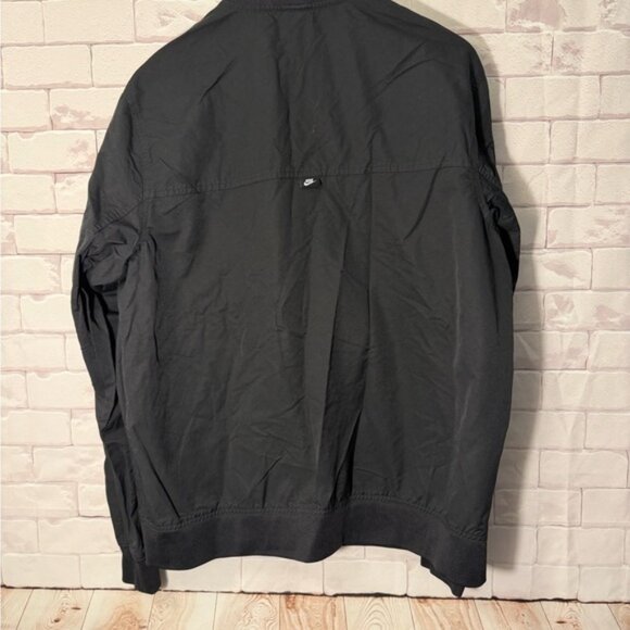 Nike Men's Black Bomber Jacket - Picture 4 of 6